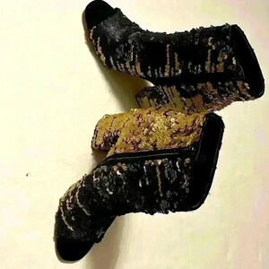 Enzo Angiolini, womans size 8.5 sequins peep toe booties